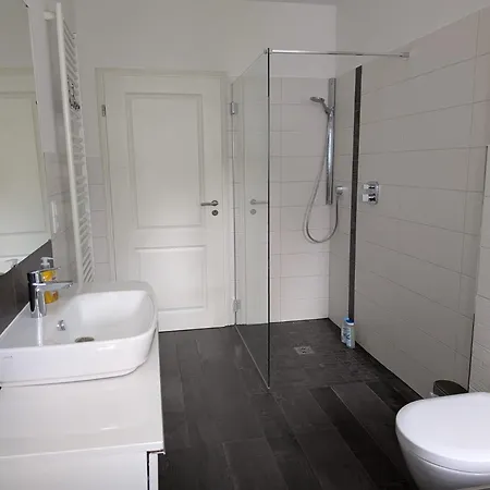 Zimmervermietung An Der Bebra Homestay Sondershausen
